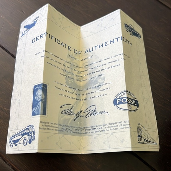 Fossil vintage Marilyn Monroe watch - Picture 4 of 8